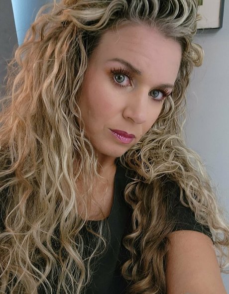 jaci james estrella atractiva fotos