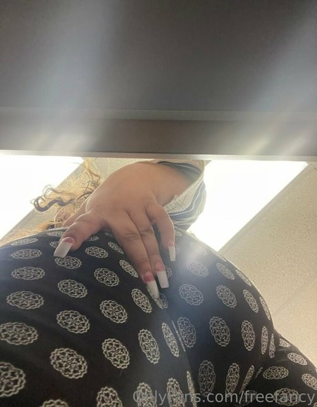 Creamonitfancy estrella desnuda foto