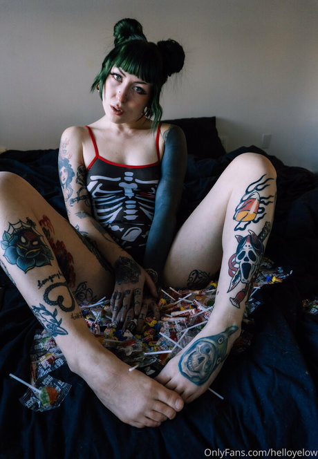 helloyelow joli modèle collection