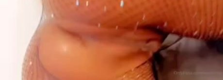 Sepideh Pasha étoile sexy images