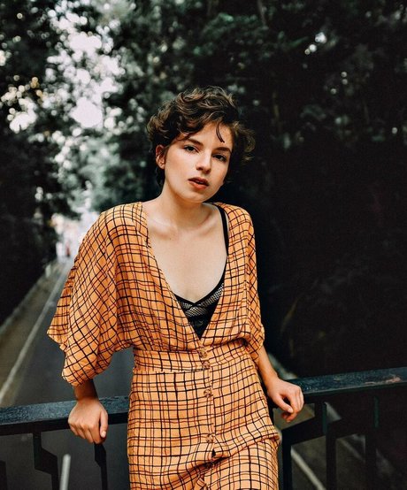 Karina Martins estrella porno erótica archivo