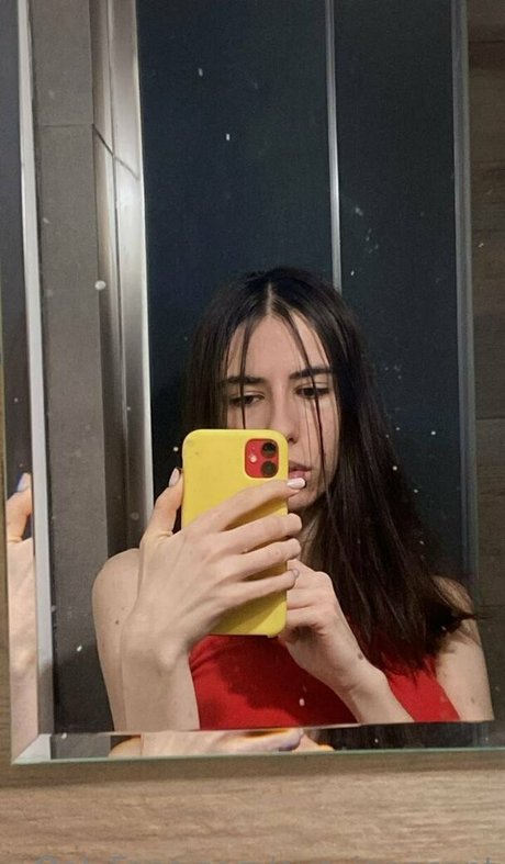 eva innocent actrice libre galeries