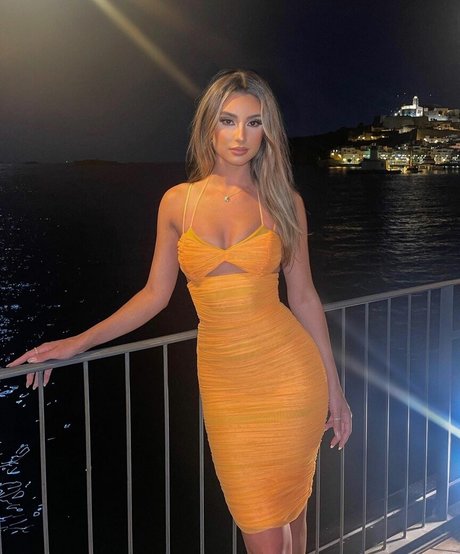 Adriatiles estrella porno xxx galería