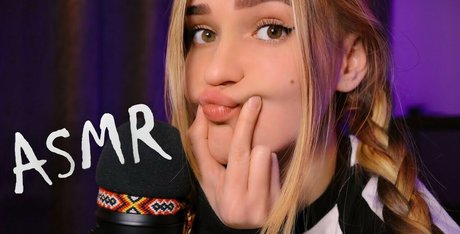 Sirius Eyes ASMR porn star picture