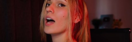 Sirius Eyes ASMR exclusive actress pictures