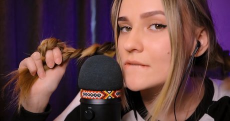 Sirius Eyes ASMR hot pornstar gallery