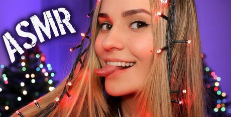 Sirius Eyes ASMR star erotic picture