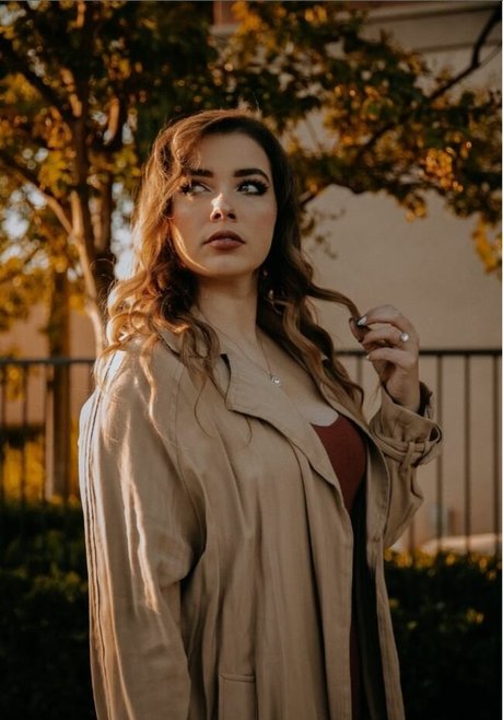 Justseum modelo libre fotos