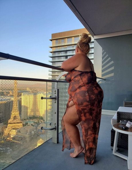 lindseefoxxx modelo desnuda imagen