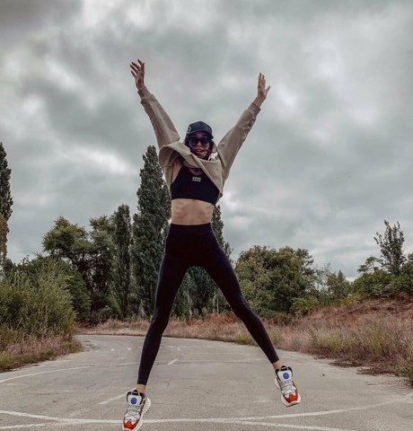 adelmorelproduction estrella porno erótica galerías