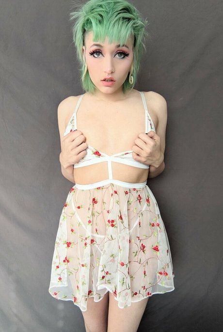 the land of odd modelo sexual galería