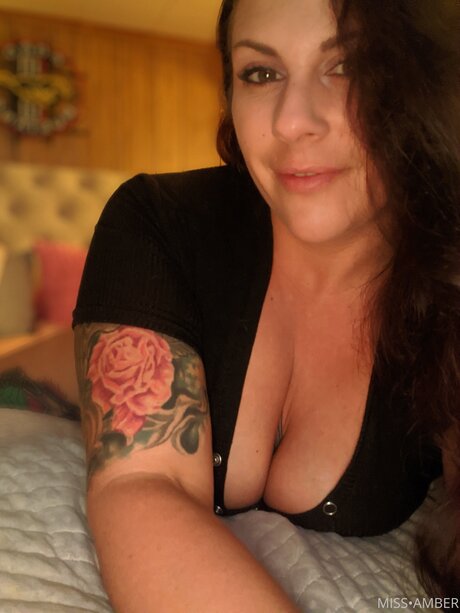 Missamberdoesxxx actrice xxx image