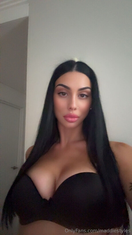 Maddiestyles modelo exclusivo galería