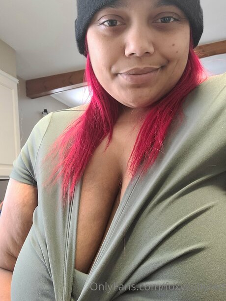 Foxyrubyred sex actress img