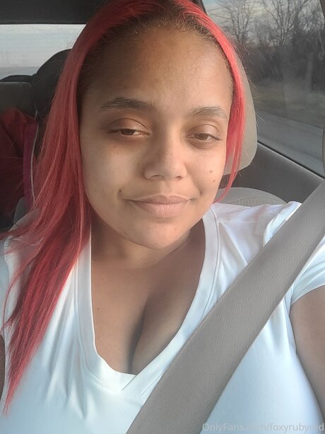 Foxyrubyred modelo adulto fotos