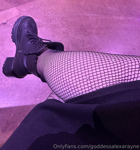 Goddessalexarayne étoile adulte archive