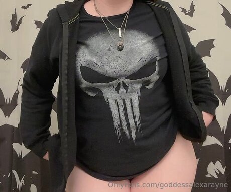 Goddessalexarayne model nude picture