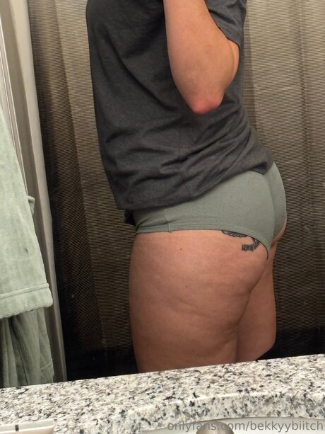 Bekkyybiitch modelo xxx fotos