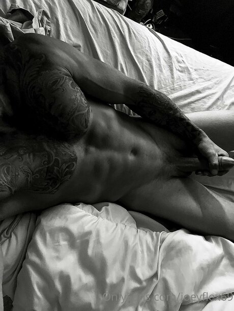 Joeyflex69 star xxx pic