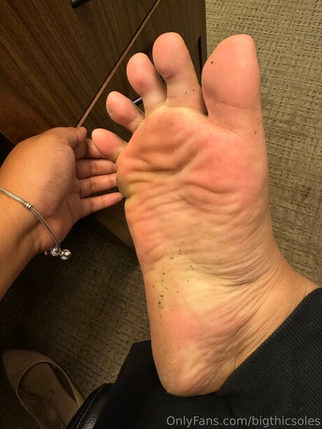 Bigthicsoles modèles nus img