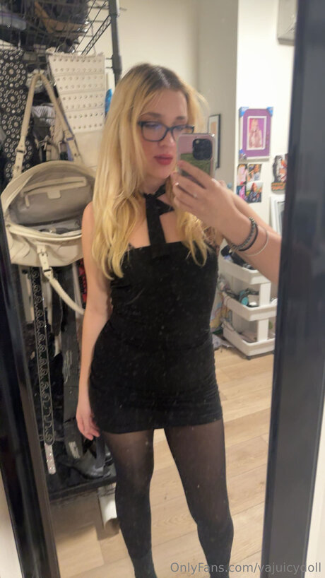 Divadoll1 hot star image