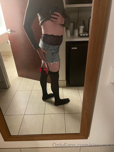 Sissycece modelo hermosa foto