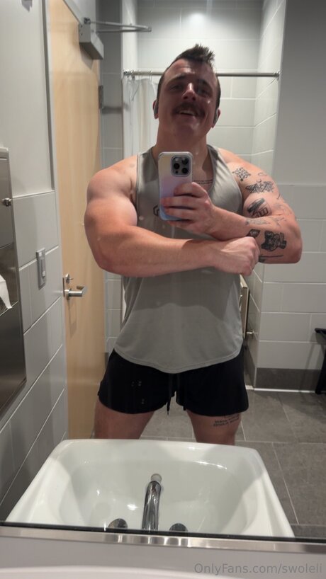 Swoleli jolie étoile images