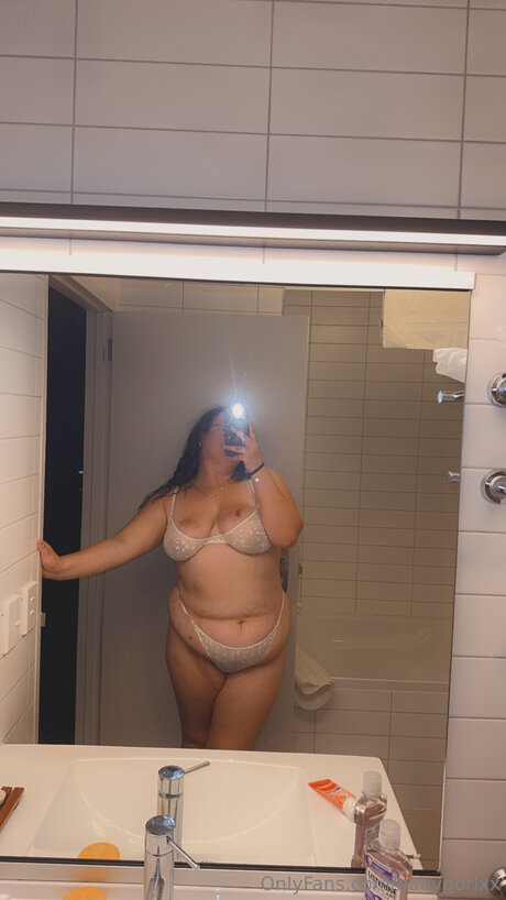 Babygorlxx haut étoile image