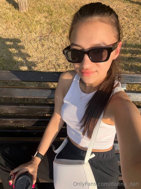 Darina Dari actrice adulte archive