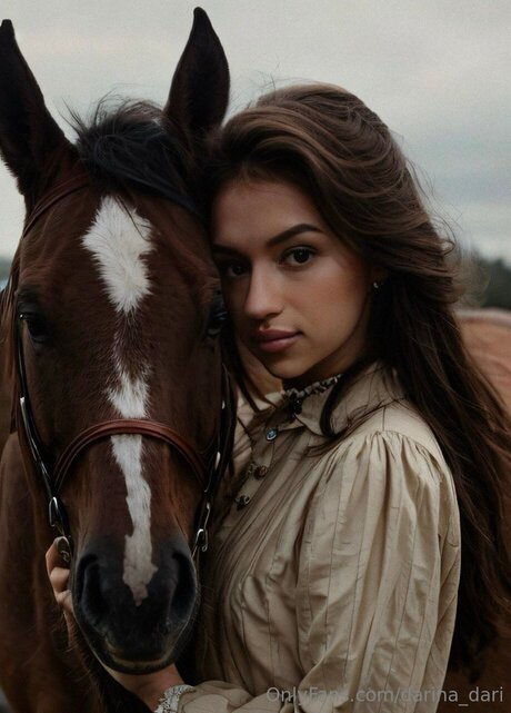 Darina Dari actrice artistique images