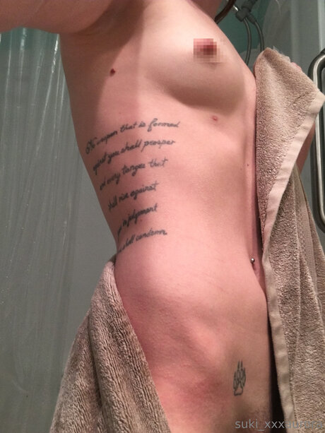 Suki Xxxaurora actriz de arte fotos