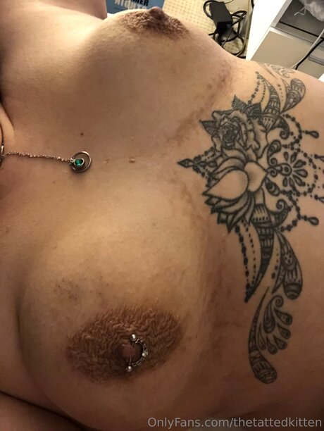 Thetattedkitten estrella porno de arte imagen