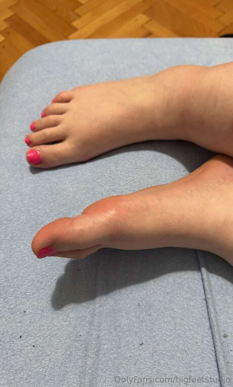 Bigfeetstudio beau modèle image