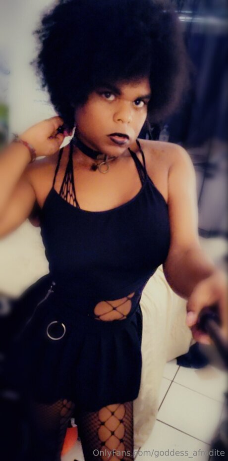 Goddess Afrodite modèle xxx galeries