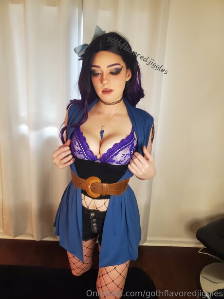 thick asian onlyfans top pictures