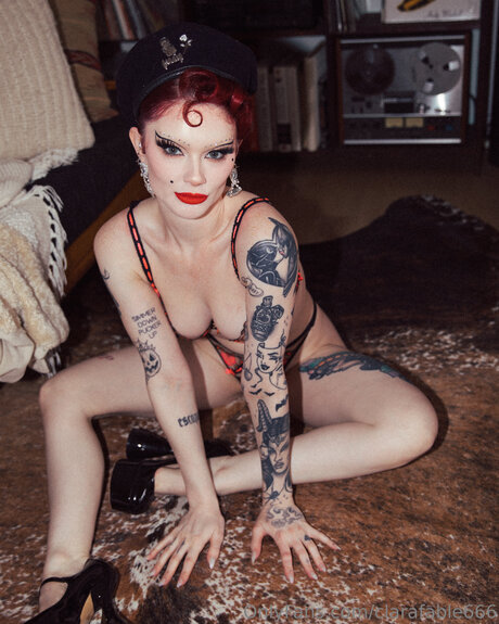 Clarafable666 beautiful pornstar archive