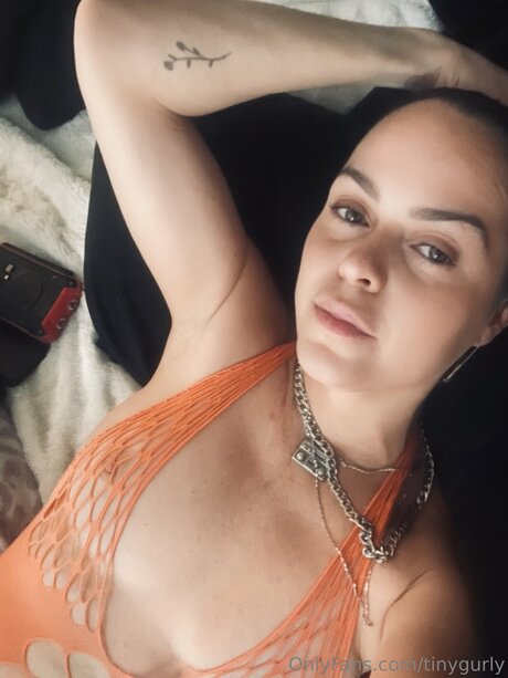 Tinygurly model exclusive pics