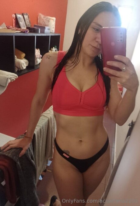 Acuariana2201 estrella caliente galerías