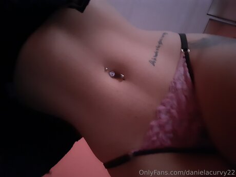 Danielacurvy22 hd pornstar img