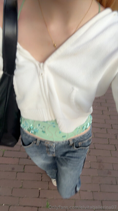 Elvitaballerina07 actriz atractiva imágenes