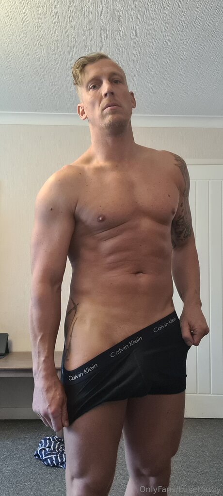 Lukehardy porn model image