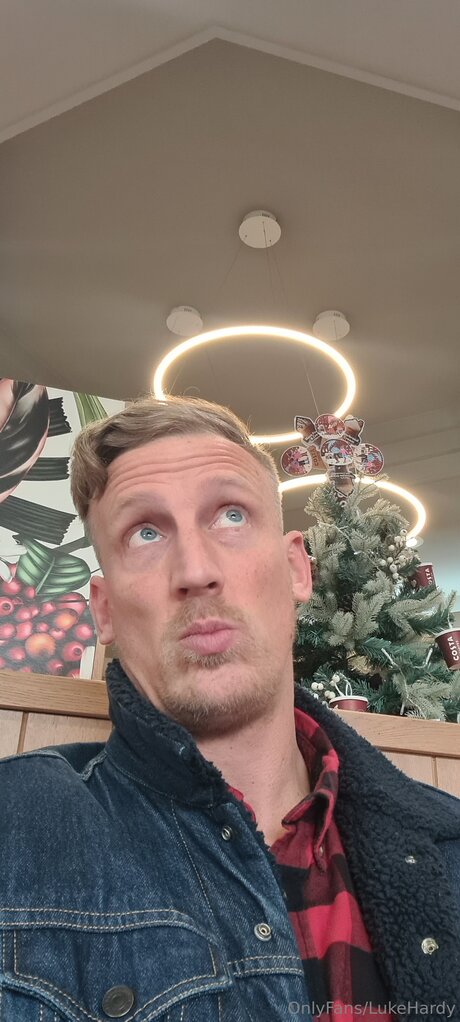 Lukehardy star nice gallery