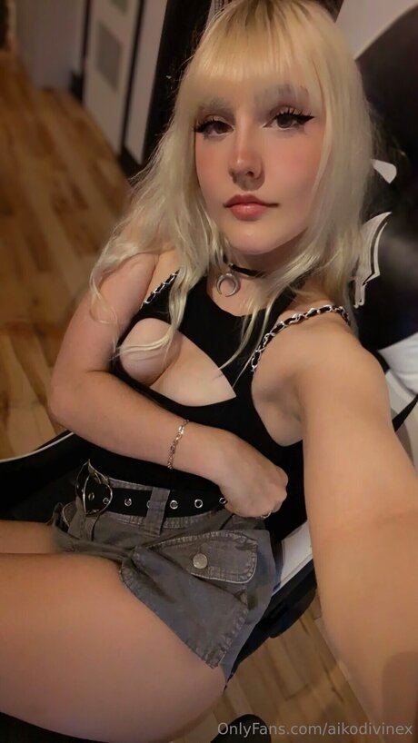 Aikodivinex actrice adulte des photos