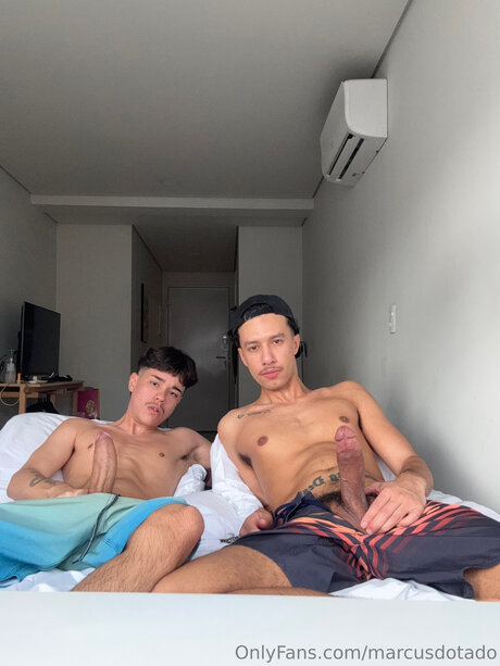 Marcusdotado adult model gallery