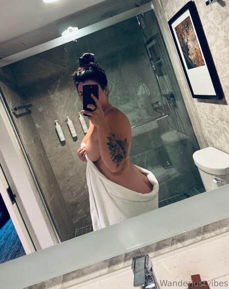 Wanderlustvibes nude actress picture