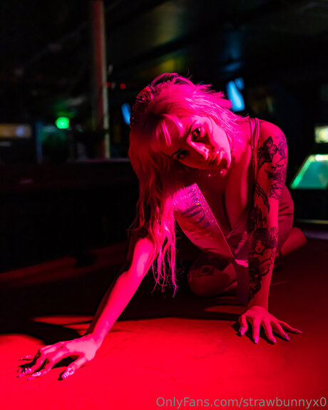 Strawbunnyx0 nus star du porno photo