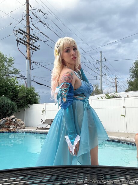 Strawbunnyx0 belle star du porno photos