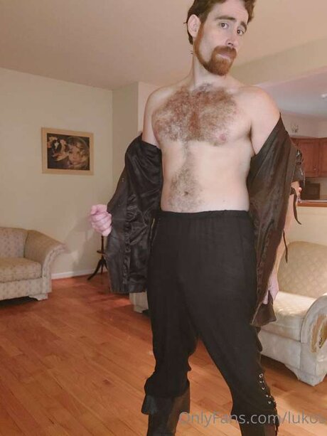 Lukos modelo bonita imagen