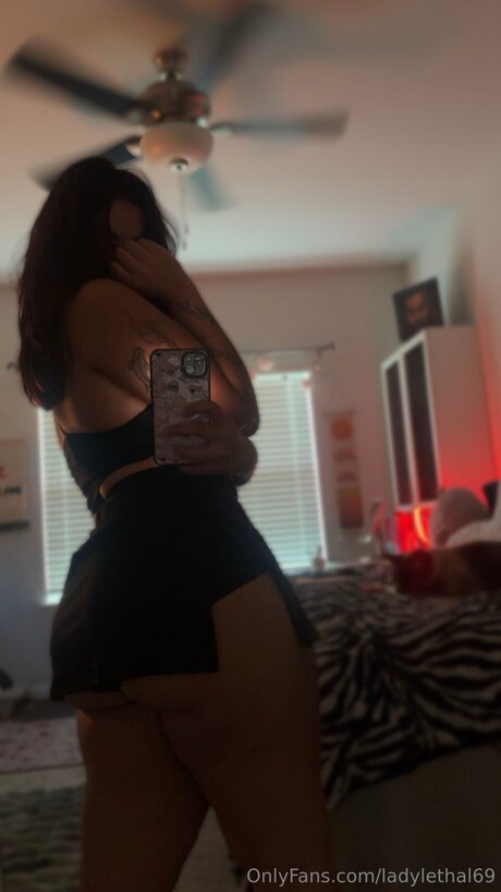 Ladylethal69 xxx model gallery