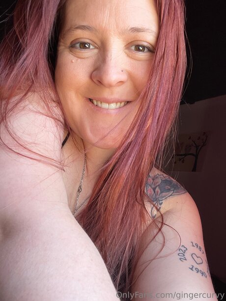 Gingercurvy modelo gratis galería